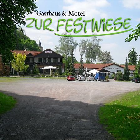 Motel Zur Festwiese Gierstadt Exterior photo